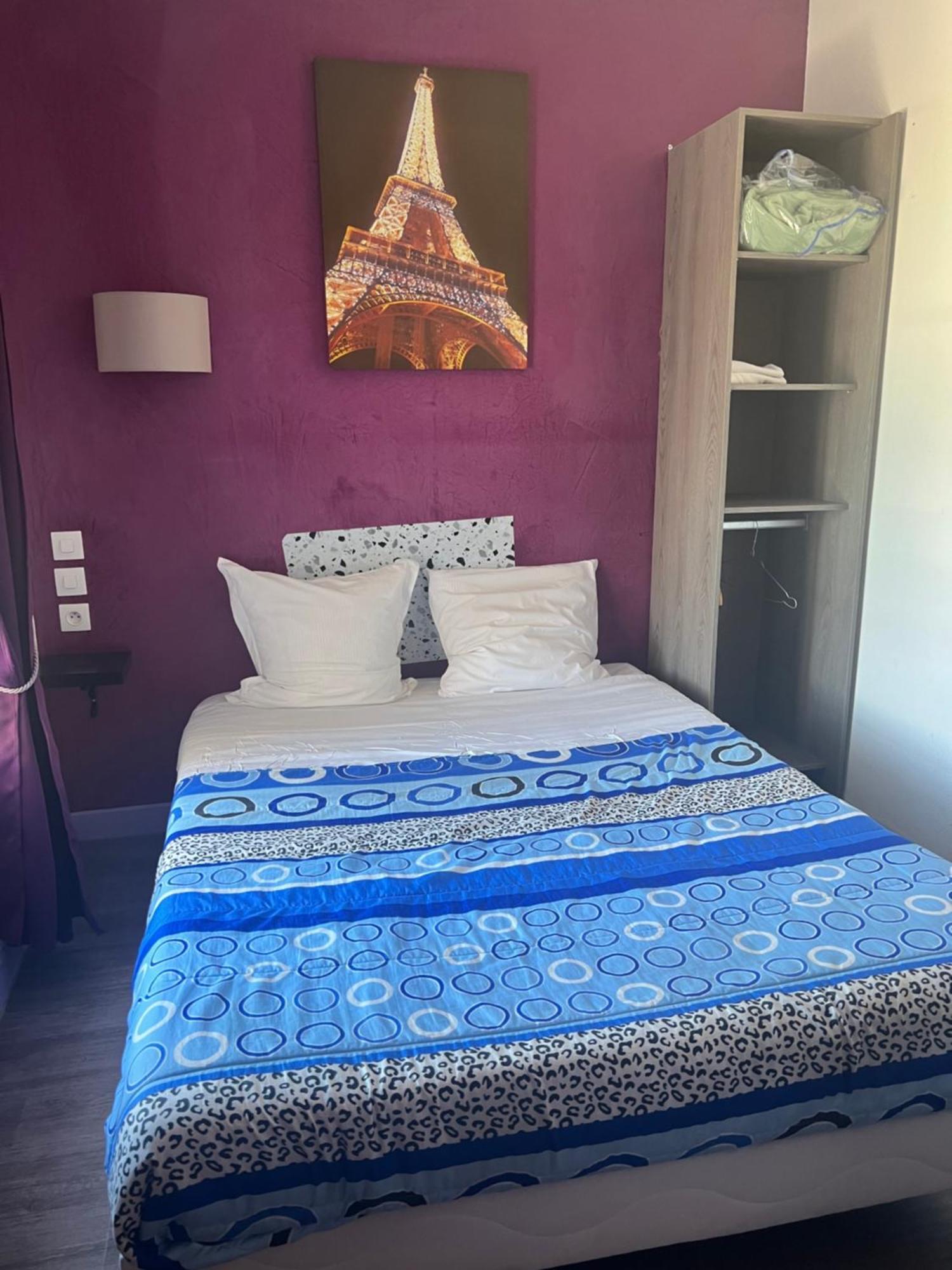 אוקזר Hotel Des 2 Gares מראה חיצוני תמונה